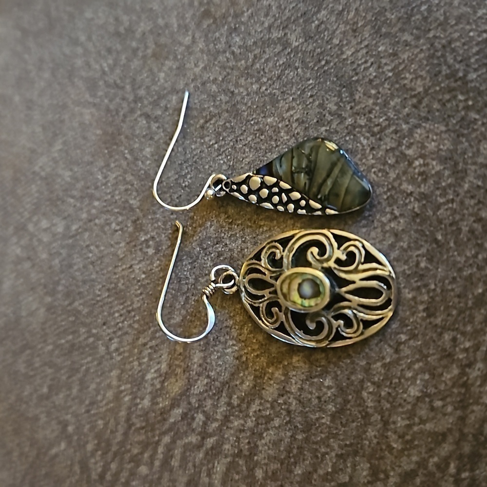 Mismatched Abalone Shell Dangle Hook Mermaidcore … - image 2